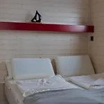 Inselblume 86 - Luxus-hausboot Am Yachthafen Burgstaaken * Burgtiefe auf Fehmarn