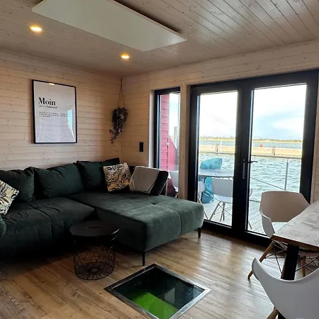 Hotel na wodzie Inselblume 86 - Luxus-hausboot Am Yachthafen Burgstaaken *